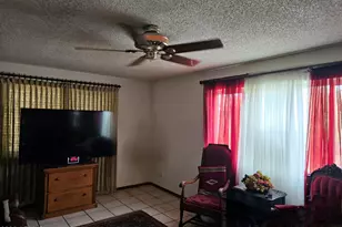 2142 W Kerry Ln, Phoenix, AZ 85027 - Photo 19