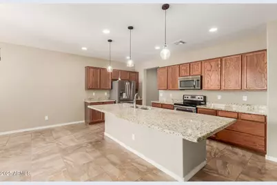 10061 E Thatcher Avenue, Mesa, AZ 85212 - Photo 3