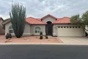 1589 E Torrey Pines Ln, Chandler, AZ 85249 - Photo 1