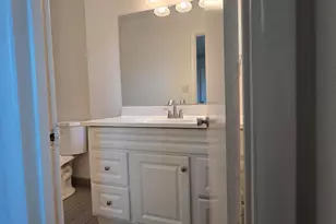 2230 E Beverly Ln, Phoenix, AZ 85022 - Photo 13