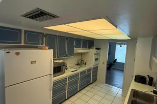 9445 W Rolling Hills Dr, Sun City, AZ 85351 - Photo 3