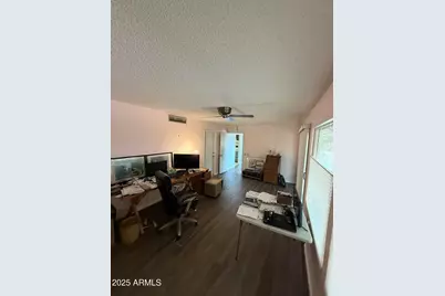 9445 W Rolling Hills Drive, Sun City, AZ 85351 - Photo 5