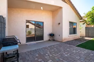 950 S Tucana Ln, Gilbert, AZ 85296 - Photo 9