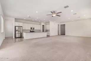 18926 W Desert Hls Dr, Surprise, AZ 85388 - Photo 7