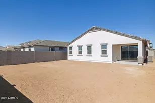 9981 N 177th Dr, Waddell, AZ 85355 - Photo 5