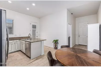 6625 W Roy Rogers Road W, Phoenix, AZ 85083 - Photo 33