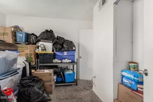 7931 W Earll Dr, Phoenix, AZ 85033 - Photo 23