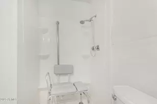 7931 W Earll Dr, Phoenix, AZ 85033 - Photo 19