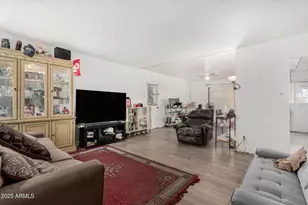 7931 W Earll Dr, Phoenix, AZ 85033 - Photo 7