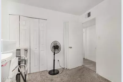 7931 W Earll Drive, Phoenix, AZ 85033 - Photo 21