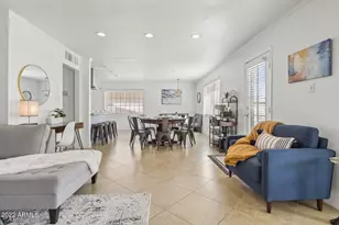 8315 E Devonshire Ave, Scottsdale, AZ 85251 - Photo 11