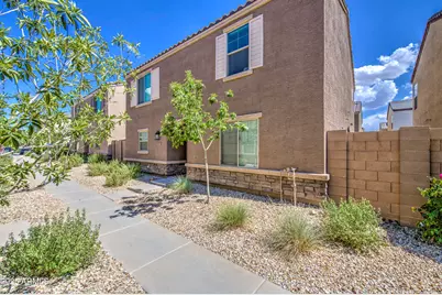 3923 S 79th, Phoenix, AZ 85043 - Photo 1