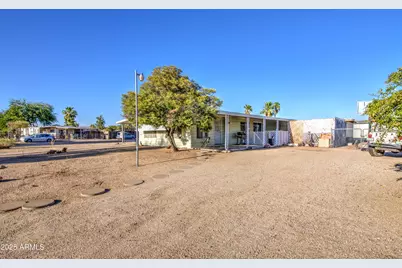 9639 E Sunland Avenue, Mesa, AZ 85208 - Photo 45