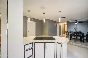 9639 E Sunland Ave, Mesa, AZ 85208 - Photo 7