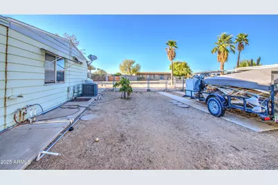 9639 E Sunland Avenue, Mesa, AZ 85208 - Photo 29