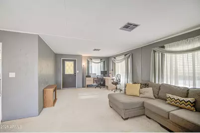 9639 E Sunland Avenue, Mesa, AZ 85208 - Photo 11