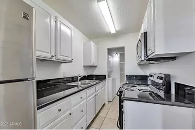 6802 E Pinchot Avenue, Scottsdale, AZ 85251 - Photo 17