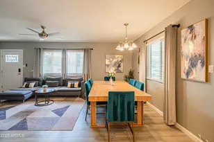 1648 E Mitchell Dr, Phoenix, AZ 85016 - Photo 15