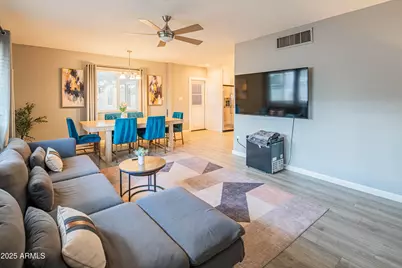 1648 E Mitchell Drive, Phoenix, AZ 85016 - Photo 3