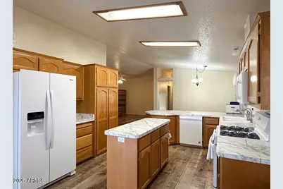 2054 N Thornton Road #140, Casa Grande, AZ 85122 - Photo 11