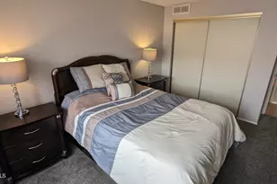 7910 E Camelback Rd, Scottsdale, AZ 85251 - Photo 13