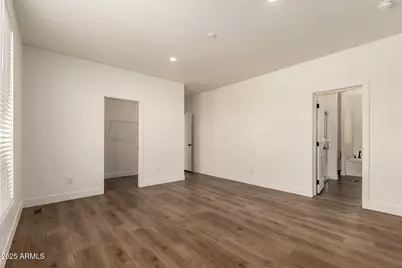 23069 W Milton Drive, Wittmann, AZ 85361 - Photo 13