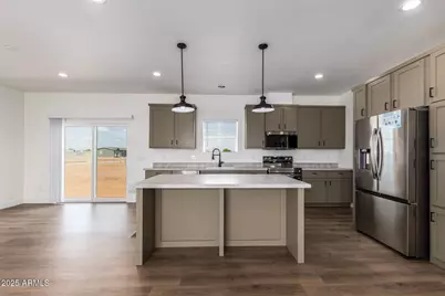 23077 W Milton Drive, Wittmann, AZ 85361 - Photo 5