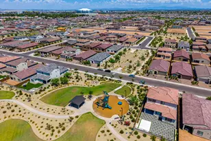 8773 W Medlock Dr, Glendale, AZ 85305 - Photo 67