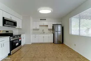 7816 W Flower, Phoenix, AZ 85033 - Photo 1