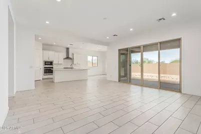 24075 N 171st Drive, Surprise, AZ 85387 - Photo 9