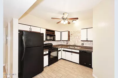 1126 W Elliot Road #1040, Chandler, AZ 85224 - Photo 13