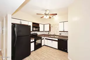 1126 W Elliot Rd, Chandler, AZ 85224 - Photo 13