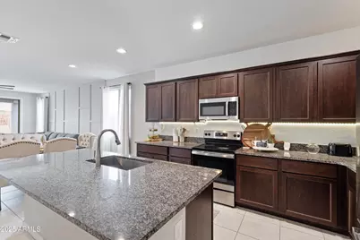 18028 W Hilton Avenue, Goodyear, AZ 85338 - Photo 17