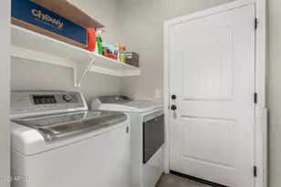 10260 W Concordia Dr, Arizona City, AZ 85123 - Photo 27