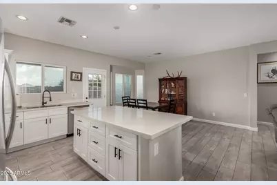 10260 W Concordia Drive, Arizona City, AZ 85123 - Photo 9