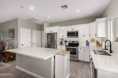 10260 W Concordia Drive, Arizona City, AZ 85123 - Photo 7