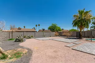 7748 W Minnezona Ave, Phoenix, AZ 85033 - Photo 33