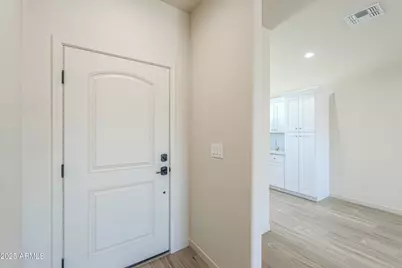 13562 S Huntington Road, Arizona City, AZ 85123 - Photo 9