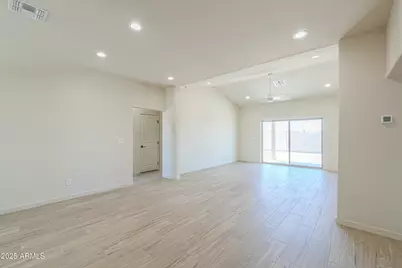 13562 S Huntington Road, Arizona City, AZ 85123 - Photo 7