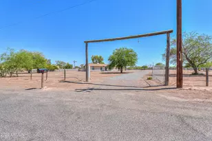 51089 W Julie Ln, Maricopa, AZ 85139 - Photo 35