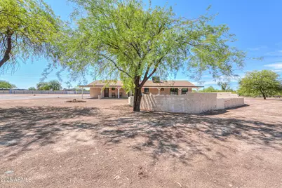 51089 W Julie Lane, Maricopa, AZ 85139 - Photo 51