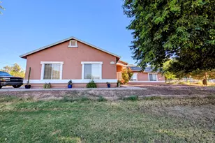 18145 E Cherry Hills Pl, Queen Creek, AZ 85142 - Photo 3