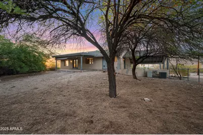 2315 E South Mountain Avenue, Phoenix, AZ 85042 - Photo 35