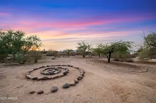 2315 E South Mountain Ave, Phoenix, AZ 85042 - Photo 17