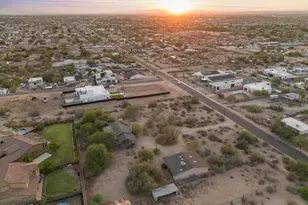 2315 E South Mountain Ave, Phoenix, AZ 85042 - Photo 41