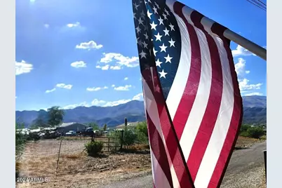 20435 E Wagon Wheel Circle, Black Canyon City, AZ 85324 - Photo 7