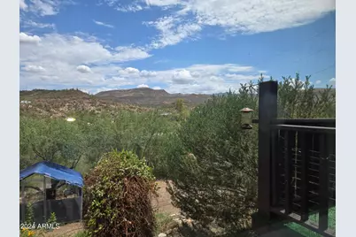 20435 E Wagon Wheel Circle, Black Canyon City, AZ 85324 - Photo 13