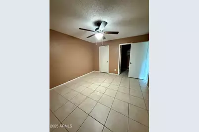 10134 N 97th Avenue #B, Peoria, AZ 85345 - Photo 17