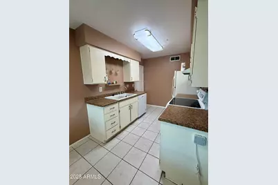 10134 N 97th Avenue #B, Peoria, AZ 85345 - Photo 7