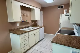 10134 N 97th Ave, Peoria, AZ 85345 - Photo 7